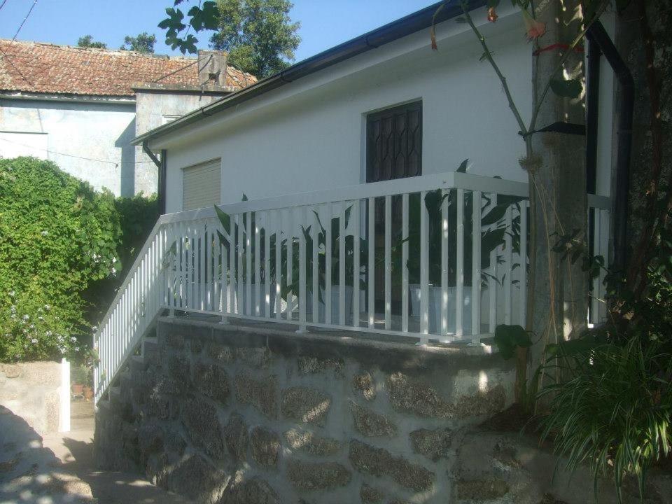 Villa Casa Moinhos Do Rio Paredes  Esterno foto